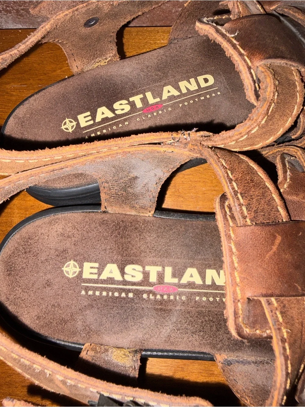 Vintage Eastland women’s size 9M  brown leather sandals